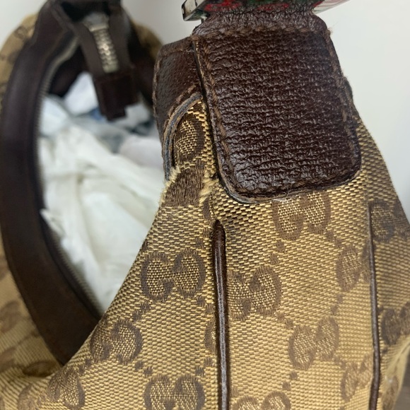Authentic Gucci Purse - Picture 3 of 7